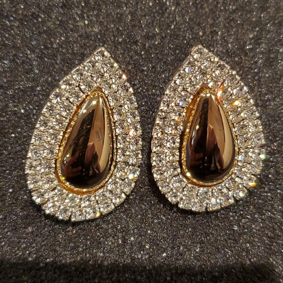 Sparkling Gold Stainless Zirconia Eye Drop Earring